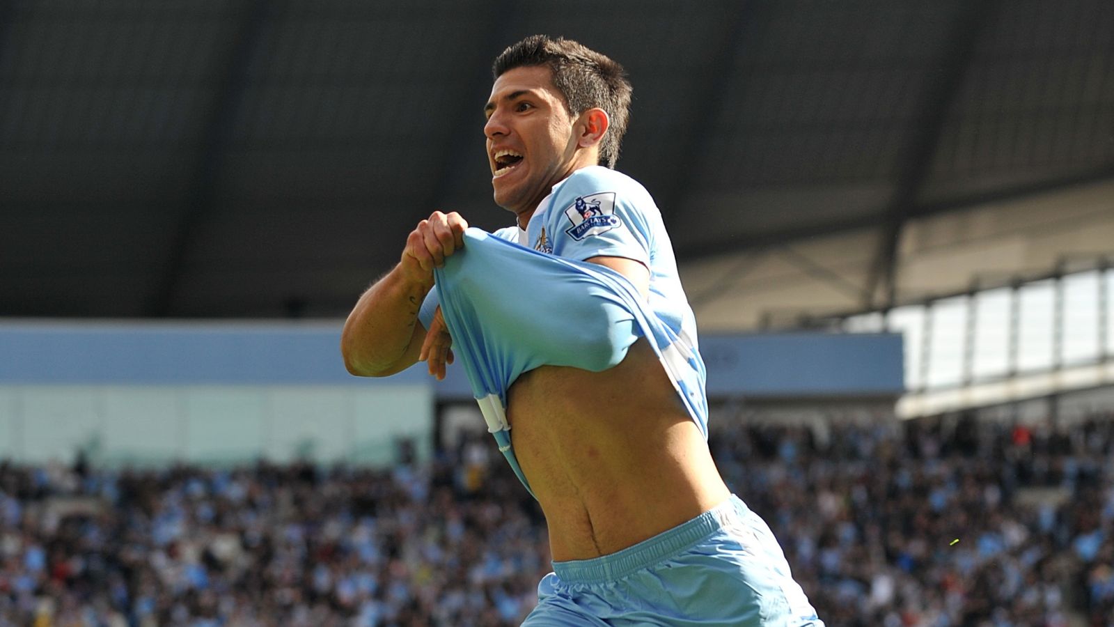 THE MOST INCREDIBLE FOOTBALL MATCHES FROM 2010!
